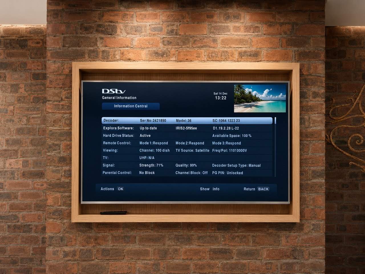 Main entertainment area integrated audio and visual